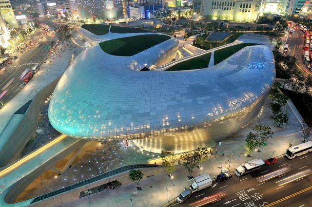 Dongdaemun Design Plaza (DDP)