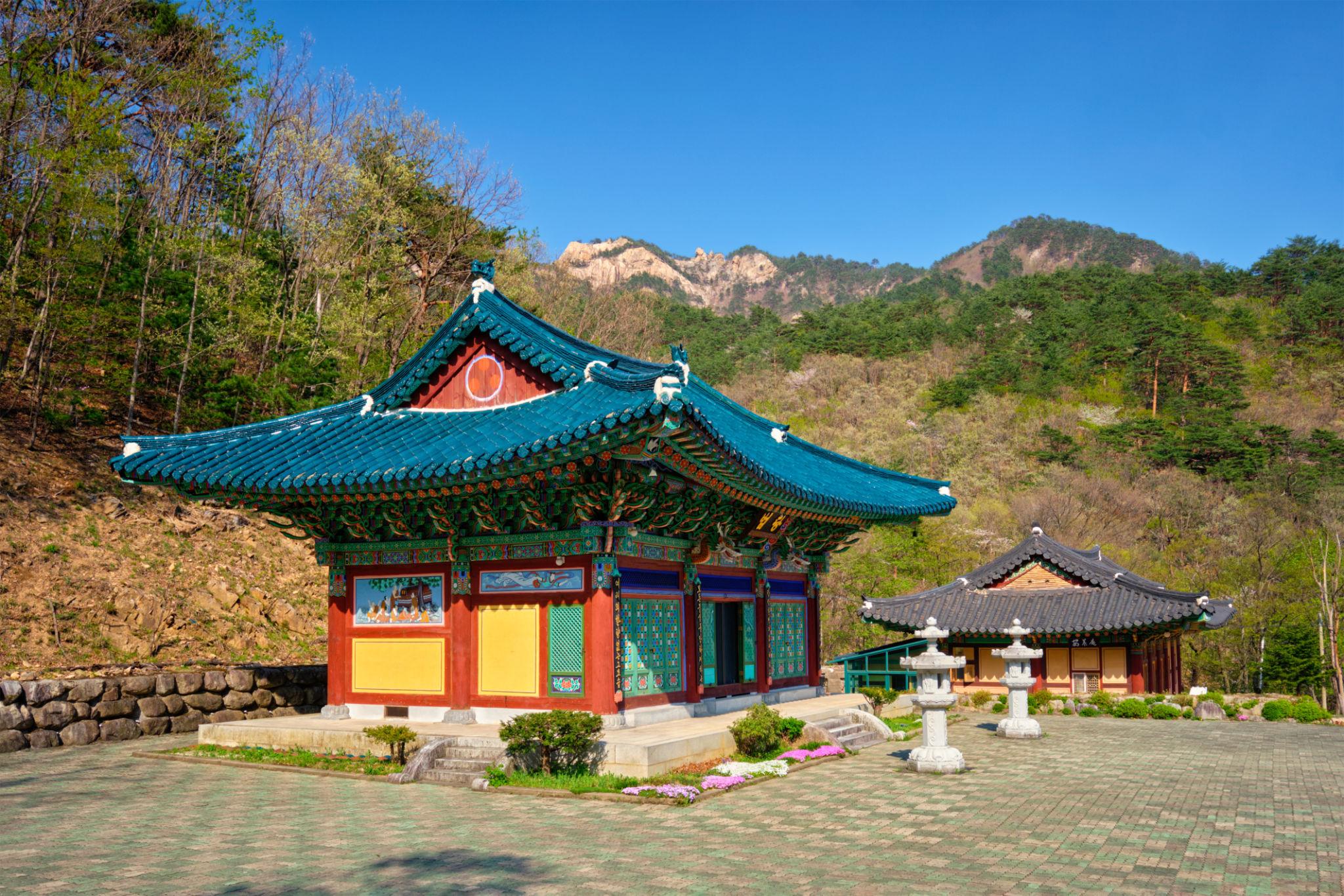 Sinheungsa Temple